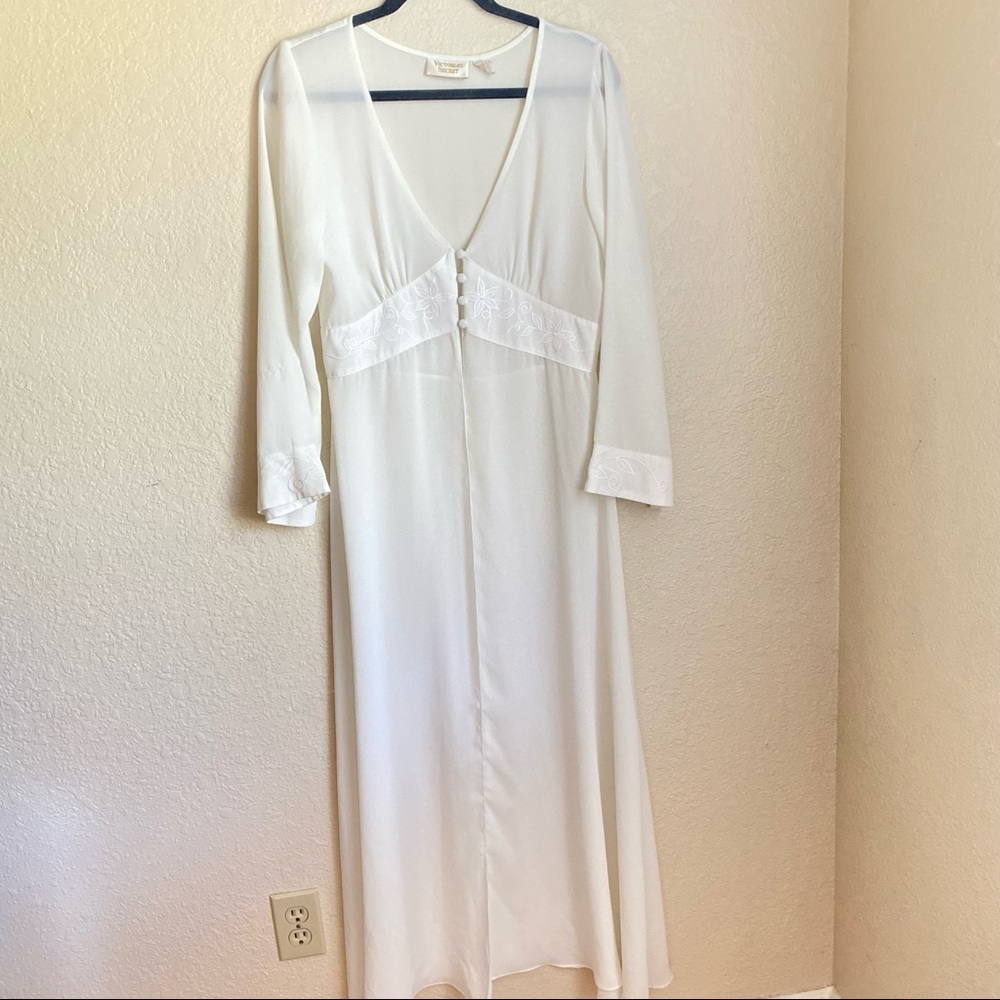 VINTAGE  Victoria's Secrety Lingerie Robe long floral bride